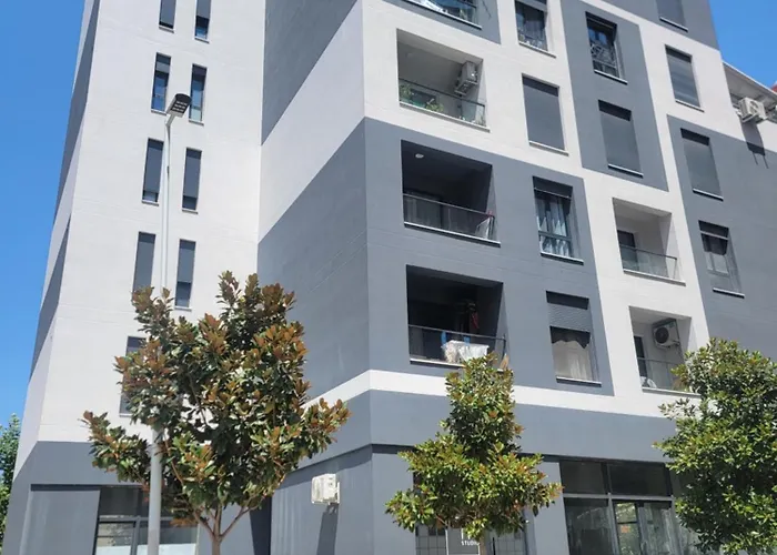 Henri's 2 * Vlorë