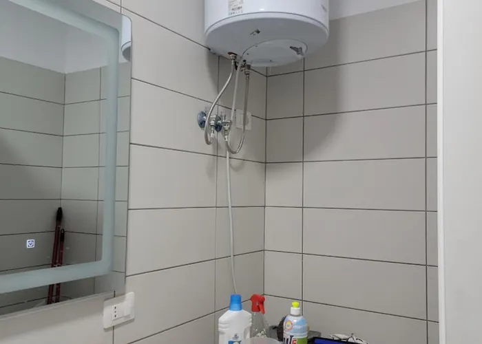 Henri's 2 Appartamento Vlorë